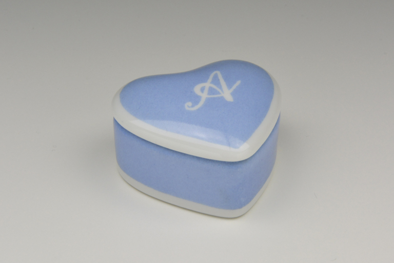 Scatola Cuore diritta Azzurra con 5mm e sigla bianca